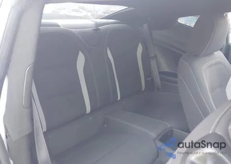 2021 Chevrolet Camaro Rwd Lt1 z USA, uszkodzony, nr VIN 1G1FF1R70M0136013